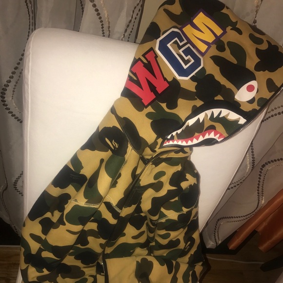 AUTHENTIC BAPE REVERSIBLE HOODIE - Picture 1 of 7